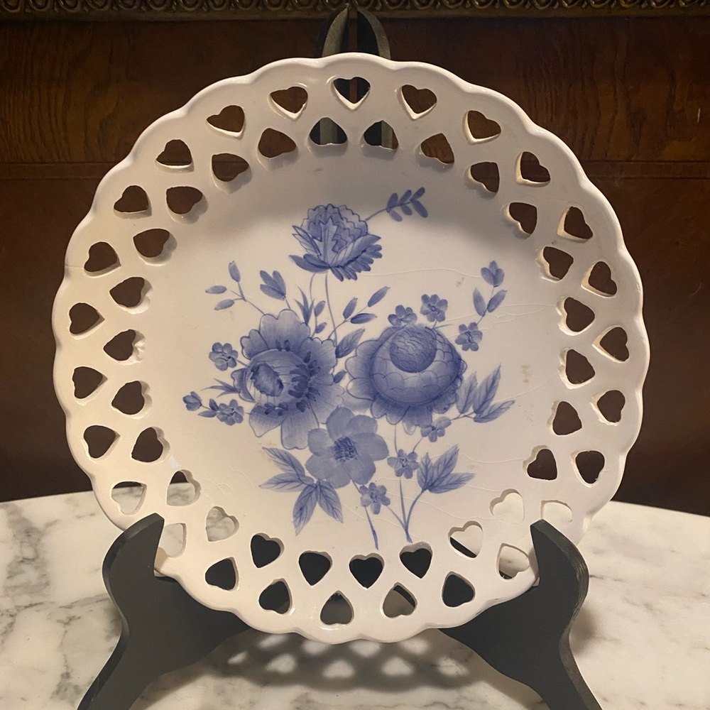 Home Interior plate with blue flowers